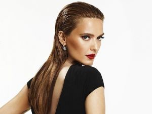 Ünlü Sanatçı Akalın’dan Başkan Günel’e tebrik