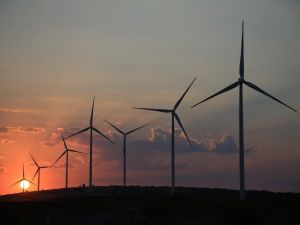 Akfen’in Çanakkale’deki Üçpınar RES projesi enerji üretmeye başladı