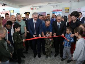 Kütahya’da ’Şehit Uzman Çavuş Hasan Kahraman Kütüphanesi’ açıldı