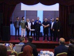 ’’Ne Olur Gitme’’ filminin galası yapıldı