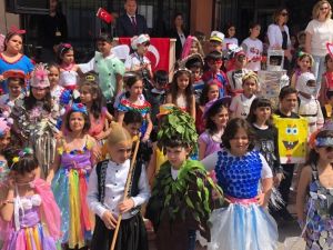 Dev Projeye miniklerden büyük destek