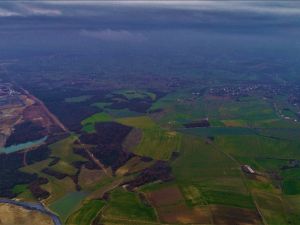 İstanbul Havalimanına komşu tarlalar icradan yarı fiyatına