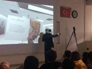 Geleceğin hekimlerine 3D ders imkanı
