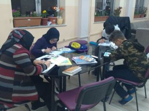 Öğretmenlerden LGS’ye katılacak öğrencilere gönüllü eğitim