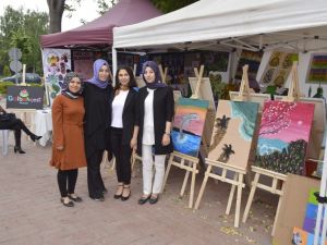 Yıl boyu yapılan eserler beğeniye sunuldu