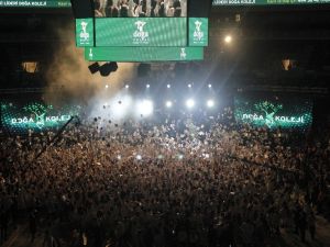 Çocuklar liseye geçiş heyecanını coşkuyla kutladı