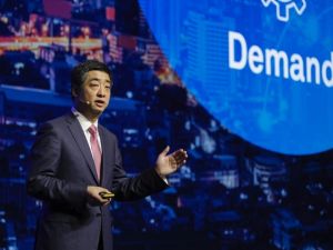 Huawei CEO’su Ken Hu: “Kısıtlamalar teknolojiye ve ticarete zarar veriyor”
