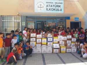 Öğrenciler harçlıklarıyla Ramazan kolisi hazırladı