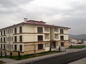 TOKİ 240 iş yeri ile 69 konutu satışa çıkardı