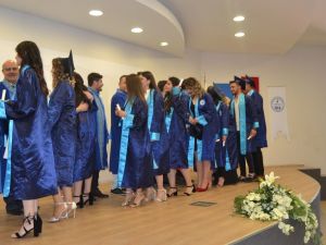 Bekilli Meslek Yüksekokulu mezuniyetini coşkuyla kutladı