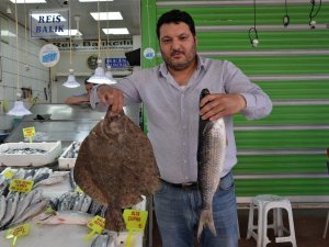 Ramazan ayında balıkçı esnafı satışlarından memnun