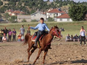 Şaphane’de yörükler şenliği düzenlendi