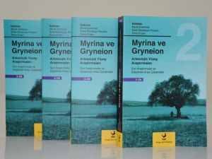 Aliağa Belediyesinin her ay bir kitap kampanyası devam ediyor