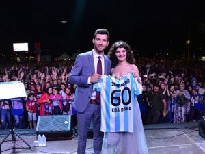 Eda Baba konserinde sınav stresi attılar
