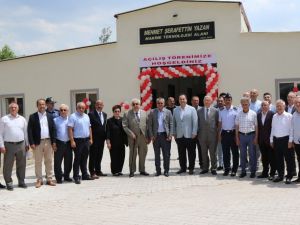 Hayırsever işadamından Akhisarlı gençlerin eğitimine bir destek daha