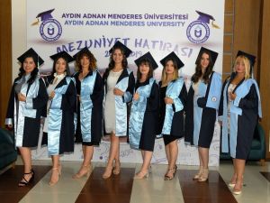 Aydın Sağlık Yüksekokulu mezunlarını uğurladı