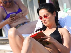 Betül Şahin Bodrum’a enerji depolamaya geldi