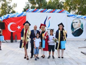 Salihli MYO 25. dönem mezunlarını uğurladı