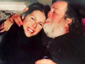 Tuğba Özerk baba hasretini takipçileri ile paylaştı