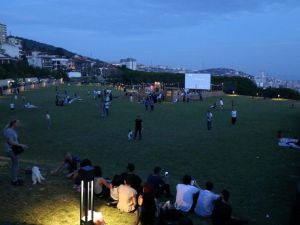 Kartal’ta nostaljik yazlık sinema günleri devam ediyor