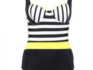 Sezon açıldı, plaj koleksiyonları göz kamaştırıyor