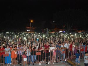 Mehmetçiğe destek olduğu için konseri iptal edilen Fettah Can Silifkelilerle buluştu