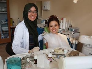 Hisarcık İlçe Hastanesi’ne yeni diş hekimi