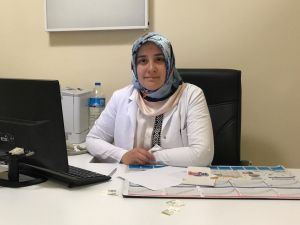 Doğum iznini yarıda kesip görevine başladı, büyük takdir topladı