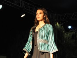 Tire’de Anadolu motifleri etkileyici bir defileyle görücüye çıktı