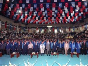 55 yaşındaki güvenlik görevlisi bölüm üçüncüsü olarak mezun oldu