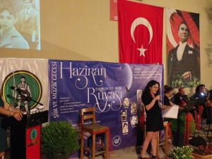 Ödemiş’te şiir ve türkü gecesi