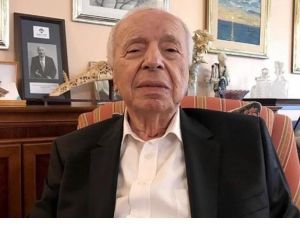 Türkiye’nin ilk kalp naklini gerçekleştiren Kemal Bayazıt yaşamını yitirdi