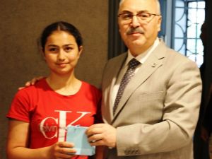 Vali Köşger; “Başarının tekil bir sebebinin yok. İnsan azmettikten sonra her şeyi başarır”