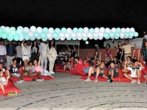 Çocuklar dil kampıyla Türkiye’de yurt dışı deneyimi yaşıyor