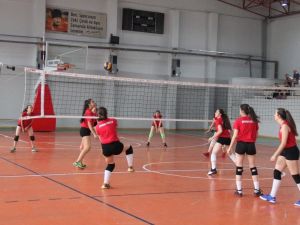 Ankara’da voleybolcu fabrikası