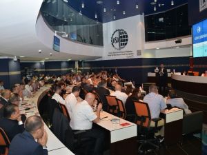 Özdebir: Piyasayı kamu bankaları ayakta tutuyor