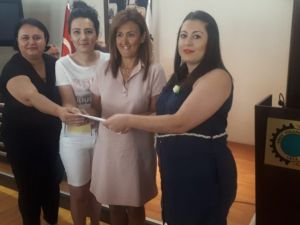 Söke’de kadın girişimcilerden kadın sığınma evine destek