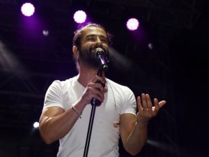 Kdz. Ereğli’de Koray Avcı ve Yıldız Tilbe rüzgarı