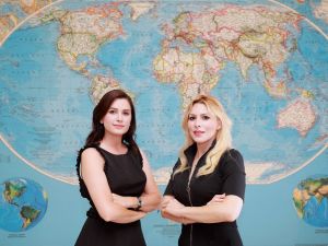 Genç girişimciler dünya sosyetesinin merkezinde iş kurdu