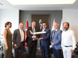 Corendon Havayolları’ndan İZTO’ya ziyaret