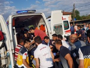 Manisa’da tır ile otomobil çarpıştı: 1 ölü, 2 ağır yaralı