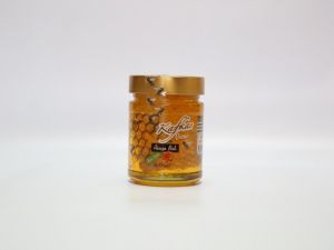 Kafkas petekli akasya balı satışa sunuldu