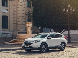 Honda yeni hibrit aracını Türkiye’de satışa sunuyor