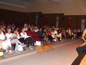 Didim’de kanser temalı tek kişilik oyun