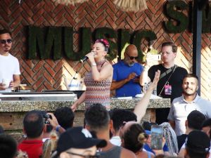 Merve Özbey’den şaşırtan aşk açıklaması