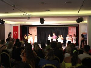 Marmarisli miniklerden muhteşem gösteri