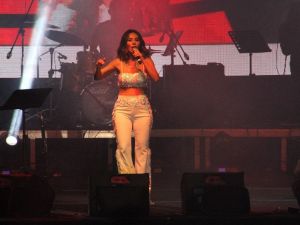 Göl Festivalinde Betül Demir konseri