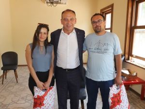 Belediye tercih merkezinden binden fazla genç faydalandı