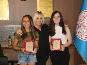 LGS’de dereceye giren öğrenciler ödüllendirildi