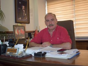 48 yıllık gözlüklerinden kurtuldu